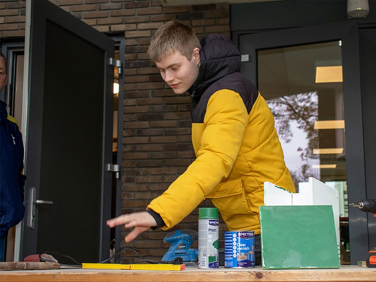 Meedoen bij de Overburen – participatie en arbeidstoeleiding - Instituut Gak